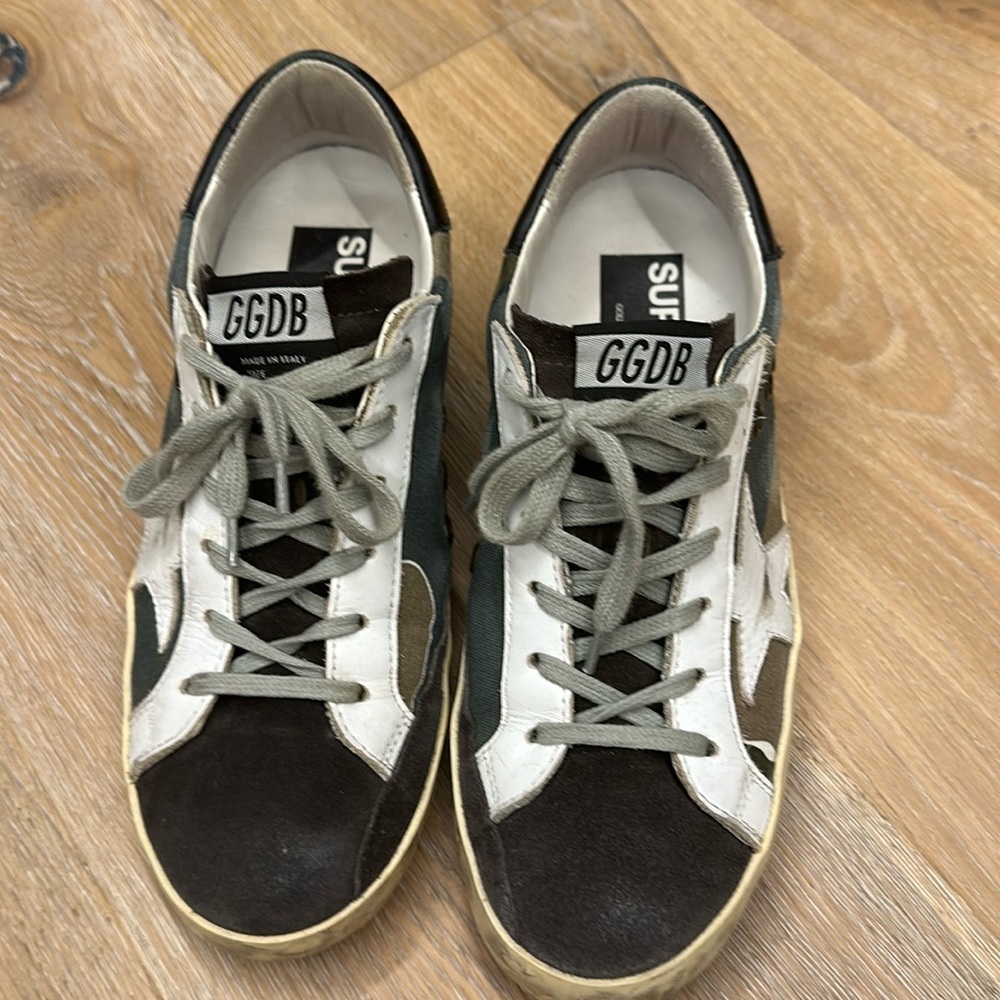 Golden Goose   Superstar size 8 camo